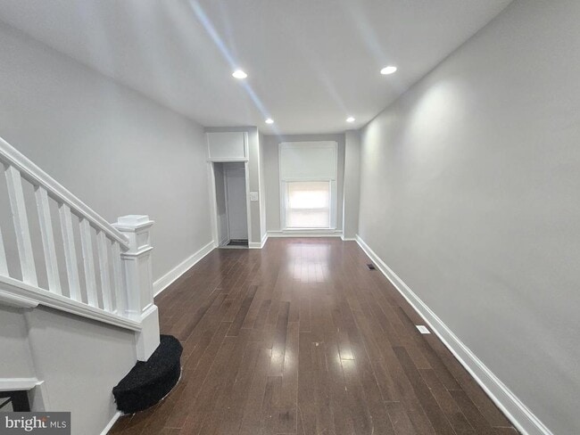 402 N Curley St in Baltimore, MD - Building Photo - Building Photo