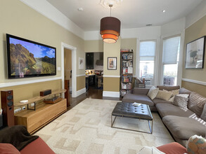 954 Haight St in San Francisco, CA - Building Photo - Building Photo