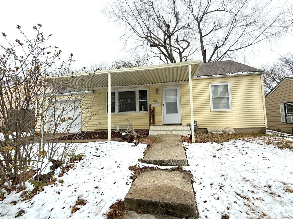 3209 Francis Pl in Kansas City, KS - Building Photo