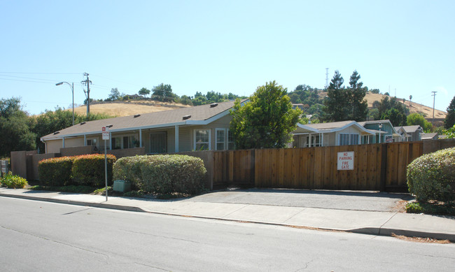 2320 Canoas Garden Ave in San Jose, CA - Building Photo - Building Photo