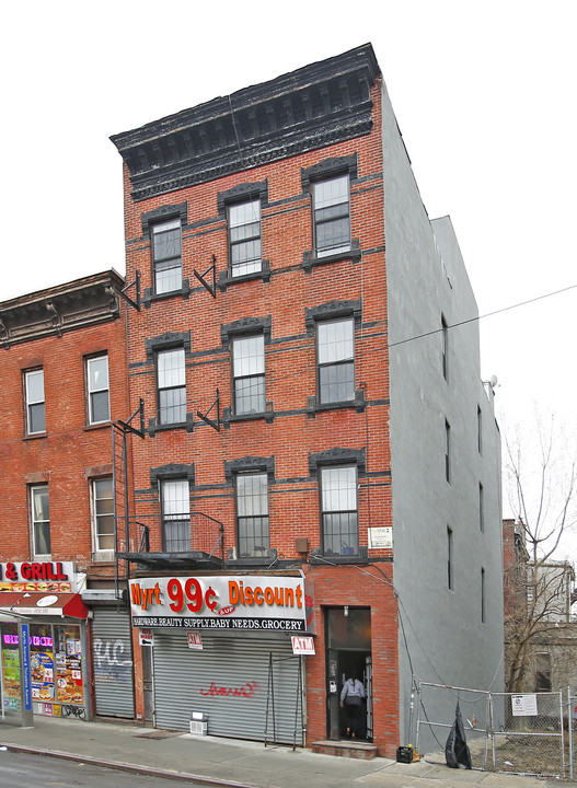 892 Myrtle Ave in Brooklyn, NY - Building Photo