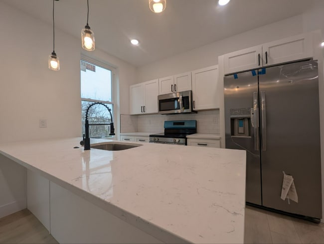 835 N 63rd St-Unit -4 in Philadelphia, PA - Building Photo - Building Photo