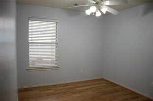 21407 Pepperberry Trail in Spring, TX - Building Photo