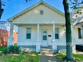 1614 E Division St in Evansville, IN - Building Photo