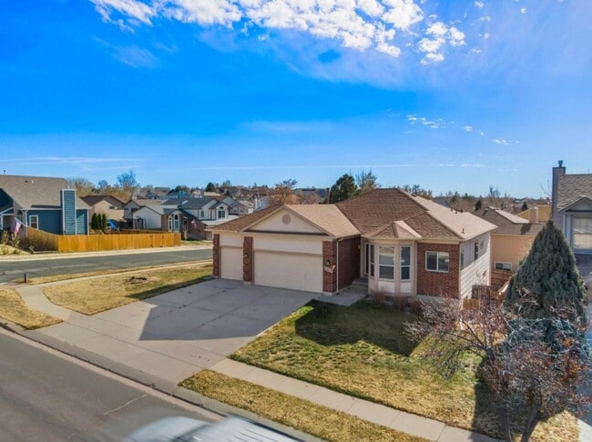 3753 Pony Tracks Dr in Colorado Springs, CO - Building Photo - Building Photo