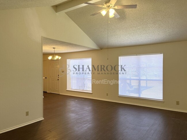 214 Kettler Dr in Robinson, TX - Building Photo - Building Photo