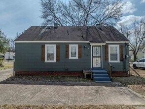 3862 Kelly Cir E in Memphis, TN - Building Photo - Building Photo