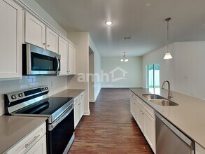 2736 Ponds Trl in St. Cloud, FL - Building Photo - Building Photo