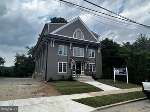 215 E Linden St-Unit -UNIT 2 in Kennett Square, PA - Building Photo - Building Photo