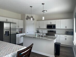 293 Brightleaf Cir in Hinesville, GA - Building Photo - Building Photo