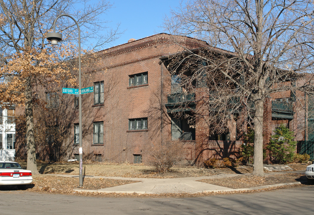 89 Oxford St N in St. Paul, MN - Building Photo