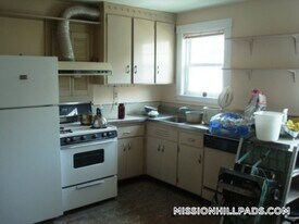 2 Mission St, Unit 2 in Boston, MA - Building Photo