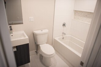14 Sumner St, Unit 1 in Boston, MA - Building Photo - Building Photo