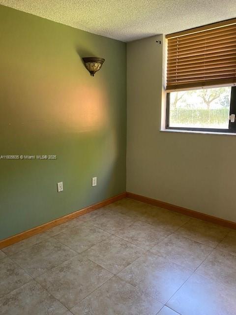 8004 SW 149th Ave in Miami, FL - Building Photo - Building Photo