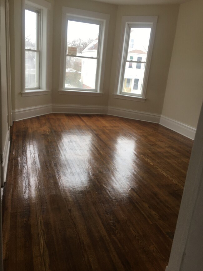 6714 S Justine St, Unit #2