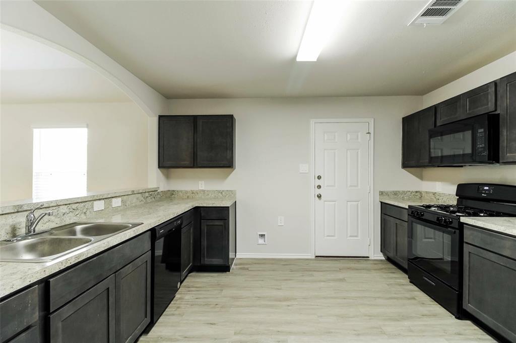 13422 Musky Dr in Conroe, TX - Foto de edificio