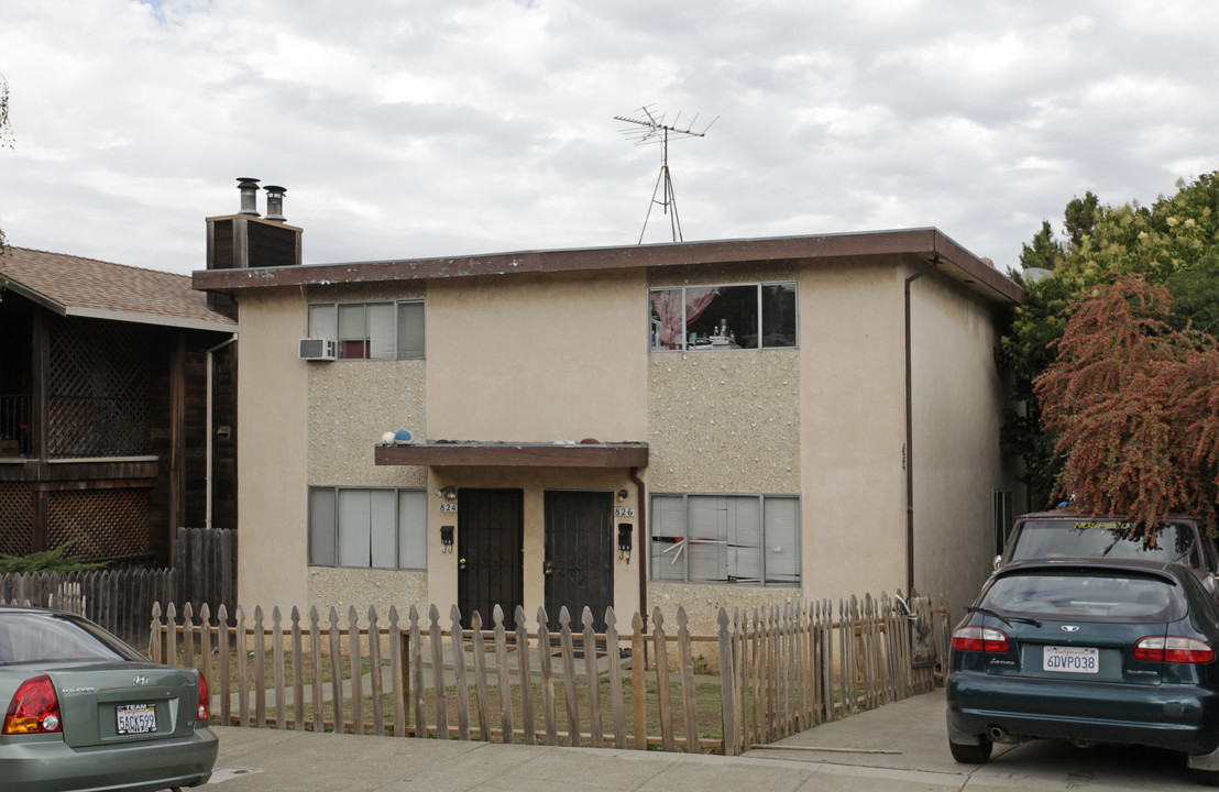 824-826 Florida St in Vallejo, CA - Foto de edificio