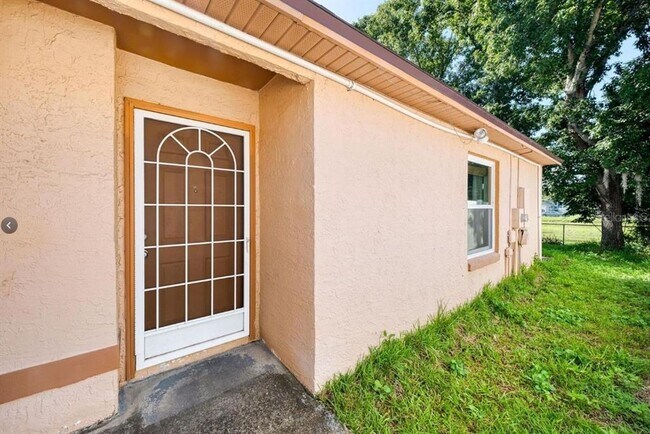 9850 Flynt Cir in Orlando, FL - Building Photo - Building Photo
