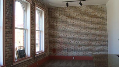 506 E Midland St in Bay City, MI - Building Photo - Building Photo