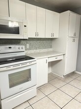 4524 SW 54th St, Unit 605-W in Fort Lauderdale, FL - Building Photo - Building Photo