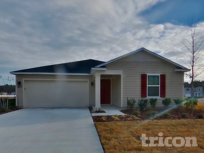 property at 7729 Hollenbeck Wy