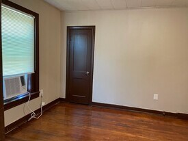 7145 Moline St in Houston, TX - Building Photo