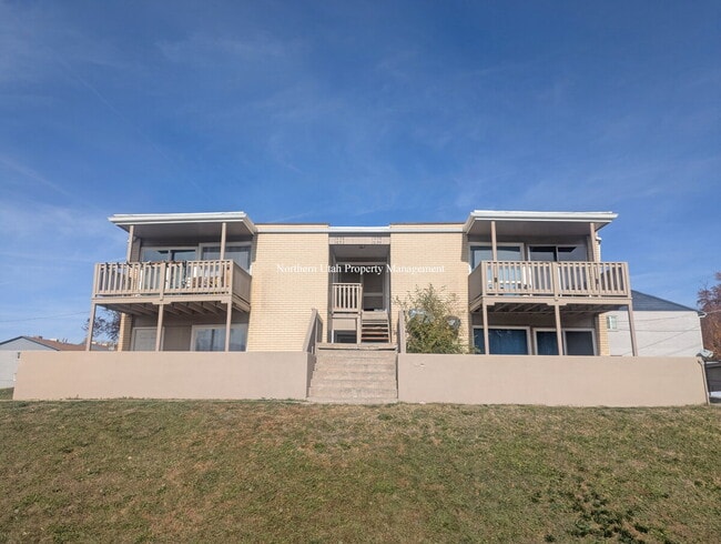 property at 1052 Healy St