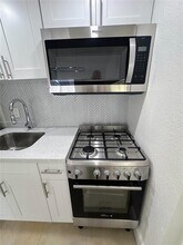 9064 Collins Ave in Miami Beach, FL - Building Photo - Building Photo