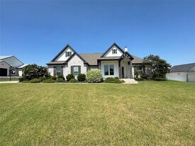 197 Blackthorn Dr in Van Alstyne, TX - Building Photo
