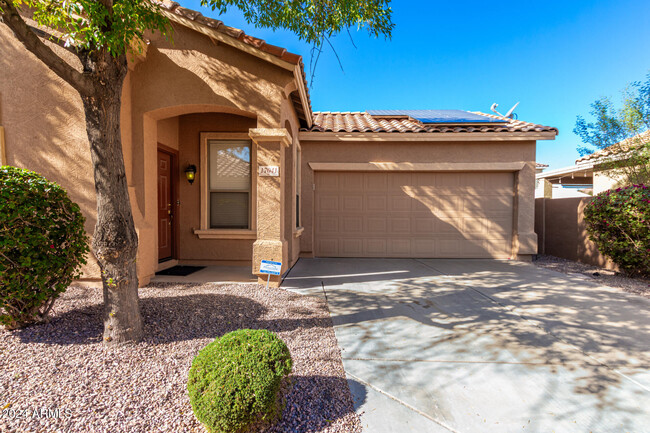 17041 W Marconi Ave in Surprise, AZ - Building Photo - Building Photo