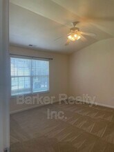 4 Autumn Leaf Ln in Durham, NC - Building Photo - Building Photo