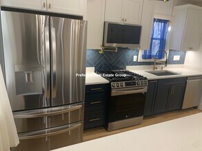 2A Thane St in Boston, MA - Building Photo - Building Photo
