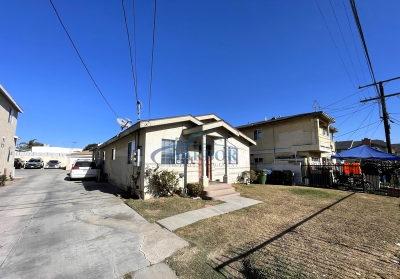 1549 W 204th St in Torrance, CA - Building Photo