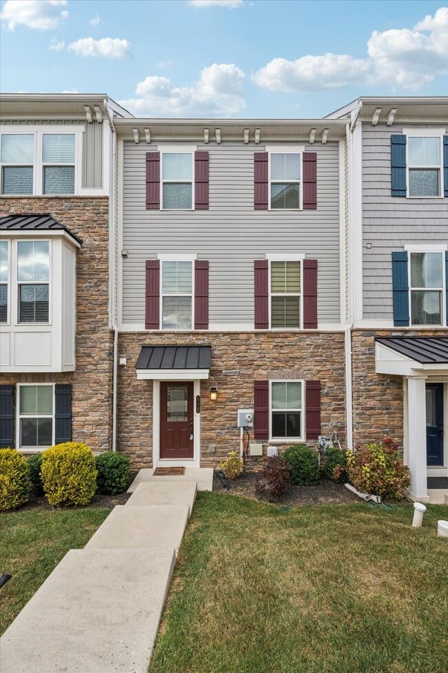 512 Sapphire Dr in Malvern, PA - Building Photo - Building Photo