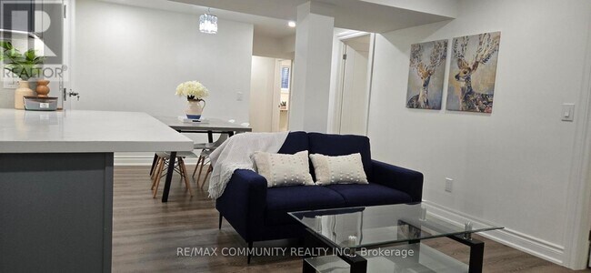 77 Windrush Trail in Toronto, ON - Building Photo - Building Photo