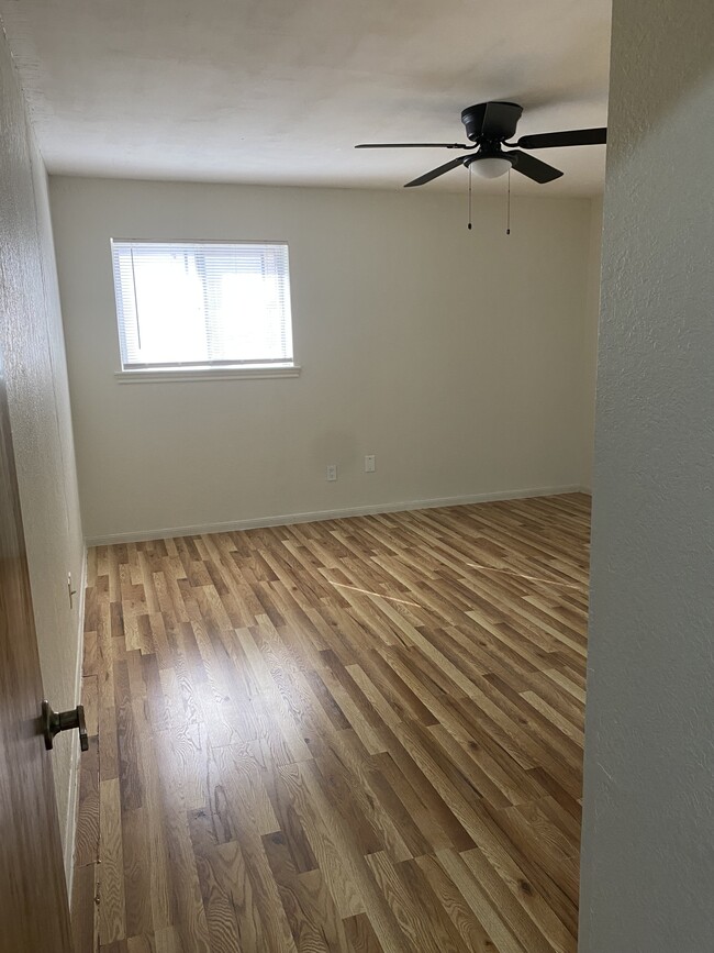 815 S Roy Reynolds Dr in Harker Heights, TX - Building Photo - Building Photo