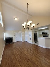 575 Bloomington Ct in Altamonte Springs, FL - Building Photo - Building Photo