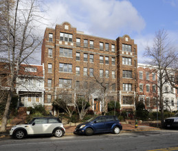 Stanton Manor in Washington, DC - Building Photo - Building Photo