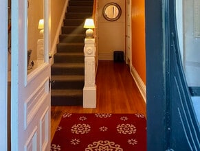 364 Lehigh Ave, Unit #2 in Pittsburgh, PA - Foto de edificio - Building Photo