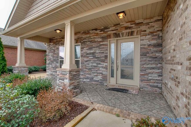407 E Mossyleaf Dr SW in Huntsville, AL - Building Photo - Building Photo