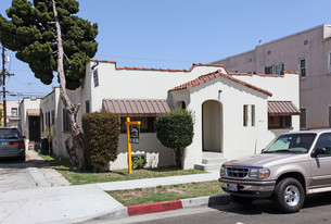 6808-6810 Stafford Ave Apartments