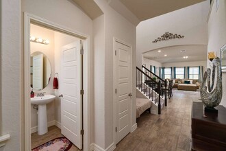 10615 Jasmine Blf in San Antonio, TX - Building Photo - Building Photo