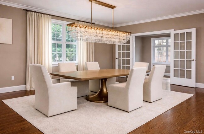 423 English Pl in Mamaroneck, NY - Building Photo - Building Photo