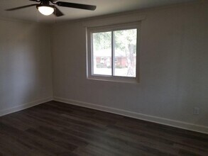 1911 Peachtree St in Goldsboro, NC - Building Photo - Building Photo