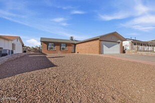 1265 Southwestern Dr in El Paso, TX - Building Photo