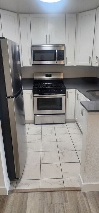 4276 S Centinela Ave in Los Angeles, CA - Building Photo