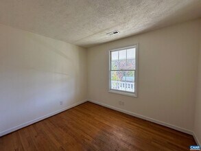 1105 River Ct in Charlottesville, VA - Building Photo - Building Photo