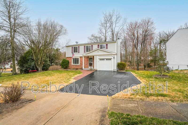 8755 Cold Plain Ct in Springfield, VA - Building Photo