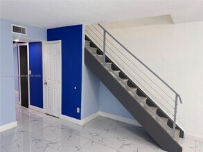 3977 W 9th Ln in Hialeah, FL - Building Photo - Building Photo