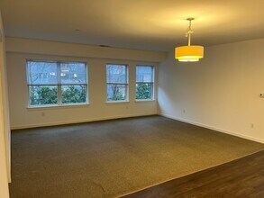 820 High Ridge Rd in Stamford, CT - Building Photo - Building Photo